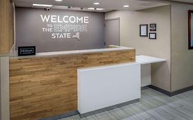 Hampton Inn Long Island/Commack